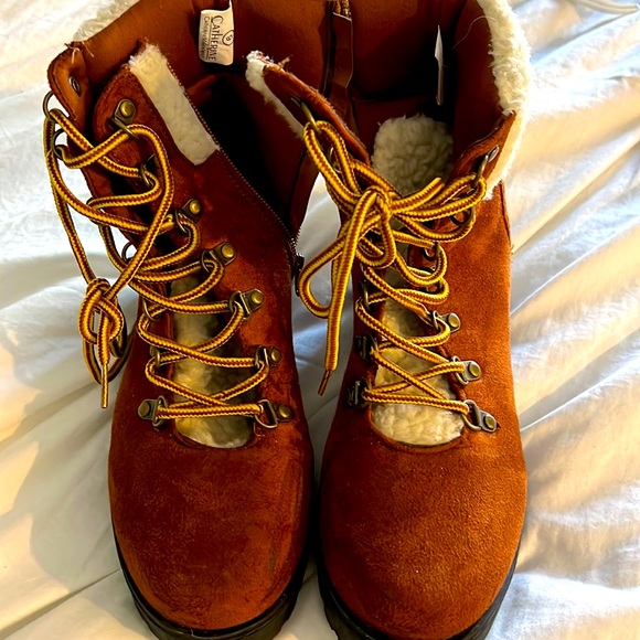 Brown suede hiking boot 9 - Picture 2 of 6